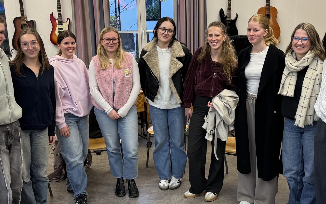 Start im Tanz- & Kostümteam